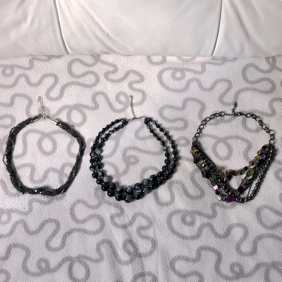 Multi layer beaded necklace bundle - Picture 1 of 4